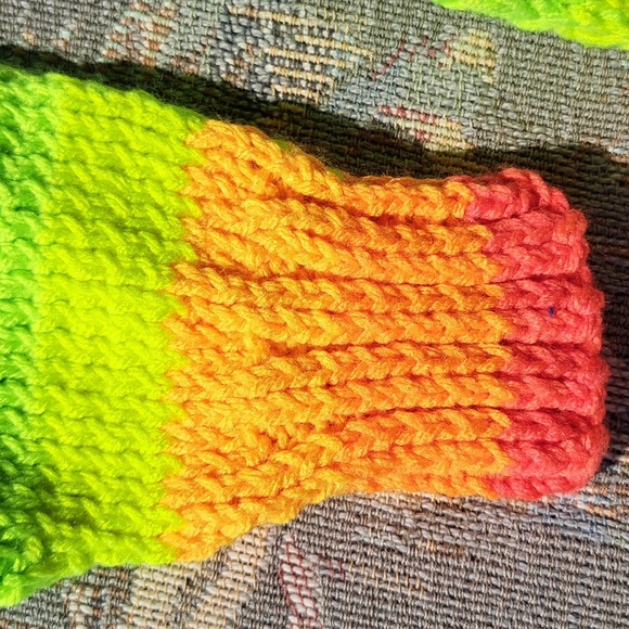 HandCrafted Knit Hand Warmers Wrist Texting Fingerless Gloves Mitts Winter Fall - Picture 3 of 5